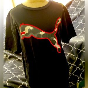 Puma M(10/12) Black Short-sleeved T-shirt with Red outline Puma